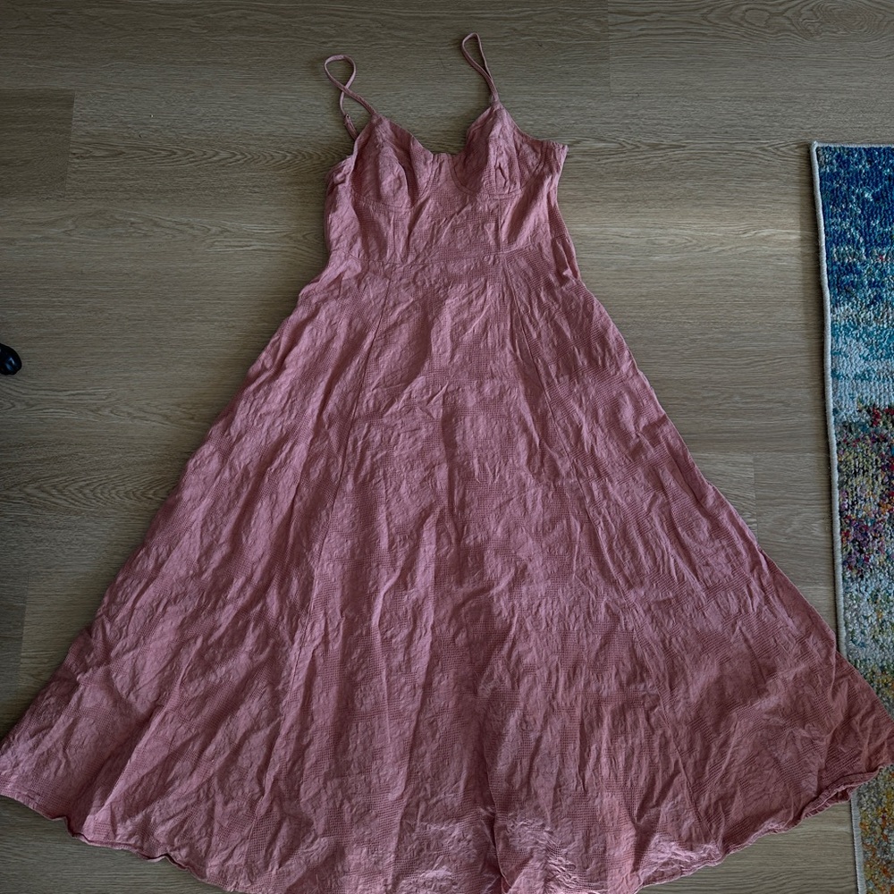 Lulu’s pink corset dress